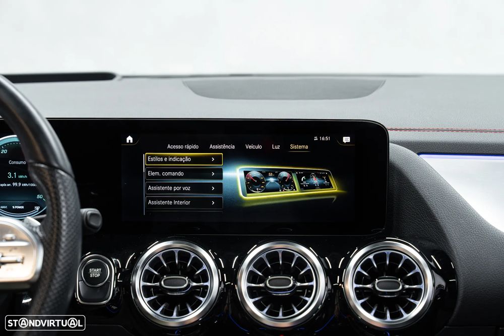 Mercedes-Benz EQA 300 4Matic - 42