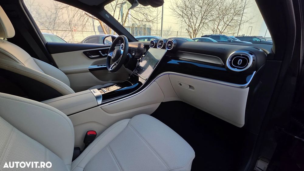 Mercedes-Benz GLC 200 4Matic 9G-TRONIC Avantgarde Advanced - 16