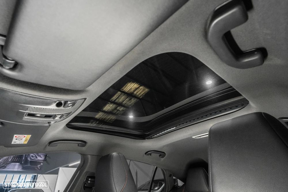 Mercedes-Benz CLA 200 d Shooting Brake AMG Line - 21