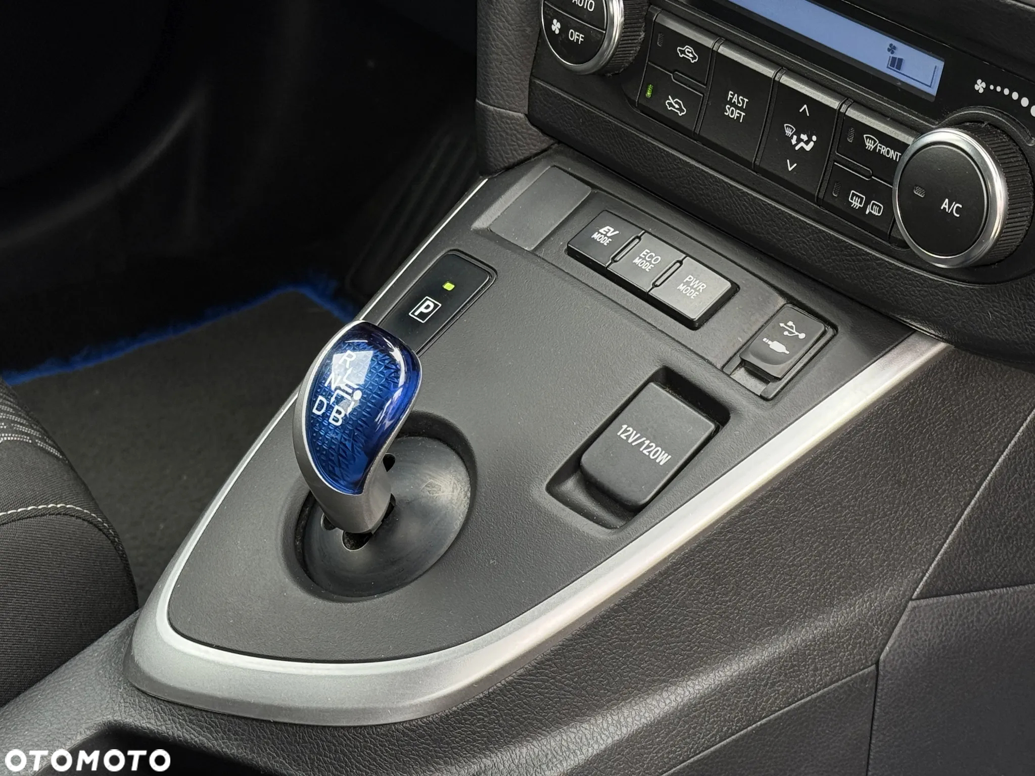Toyota Auris - 7