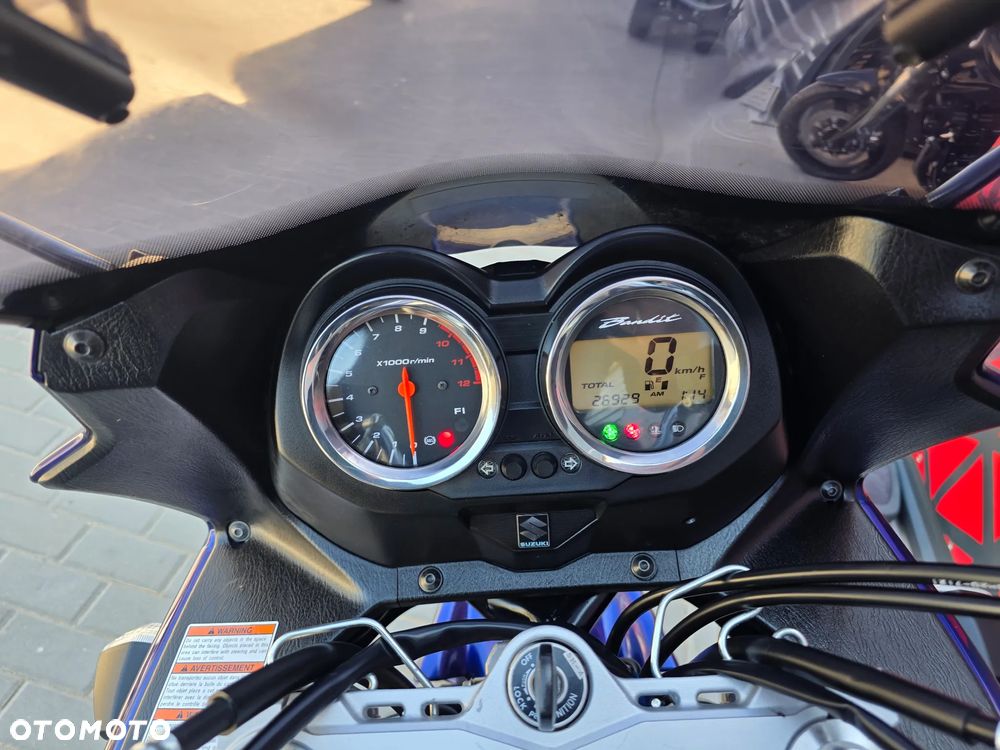 Suzuki Bandit - 28