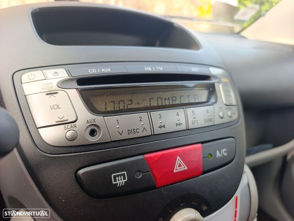 Peugeot 107 1.4 HDi Trendy - 20