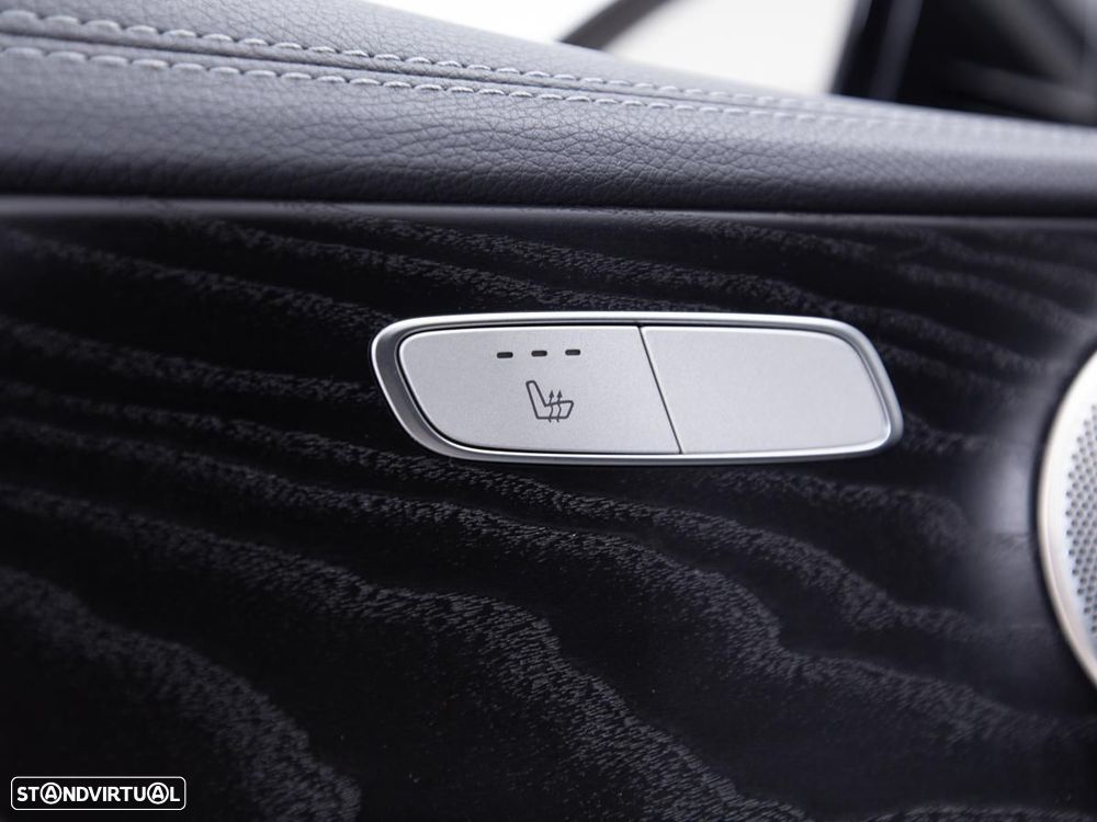 Mercedes-Benz E 300 de 4Matic 9G-TRONIC AMG Line - 15