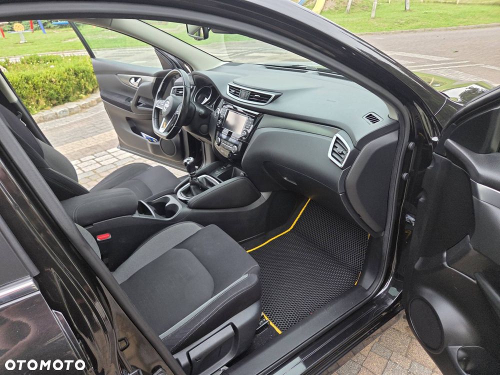 Nissan Qashqai 1.6 DIG-T N-Connecta - 15