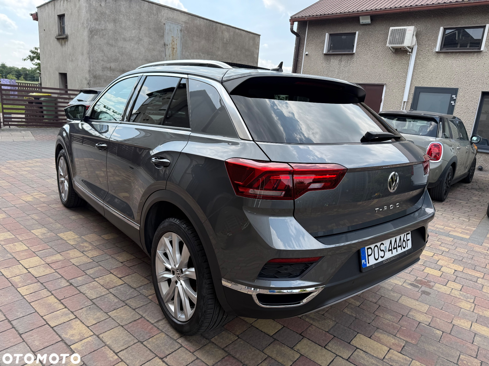Volkswagen T-Roc 2.0 TDI SCR DSG ACTIVE - 2