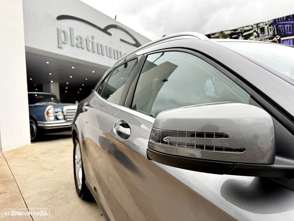 Mercedes-Benz GLA 180 CDI - 43