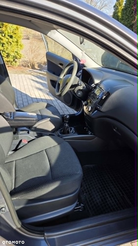 Hyundai i30 1.4 Comfort - 4