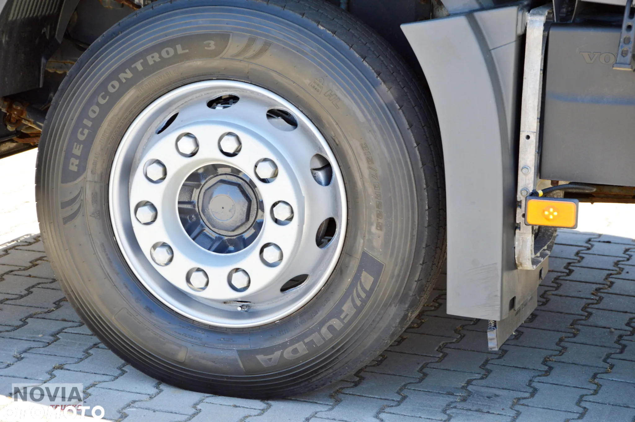 Volvo FH 500 | NIE I-SAVE | GLOB XL | KLIMA POSTOJOWA | ZŁOTY KONTRAKT SERWISOWY | 2 ZBIORNIKI - 18