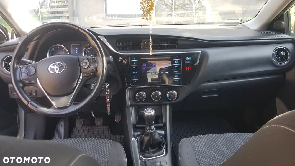 Toyota Corolla 1.4 D-4D Premium - 4