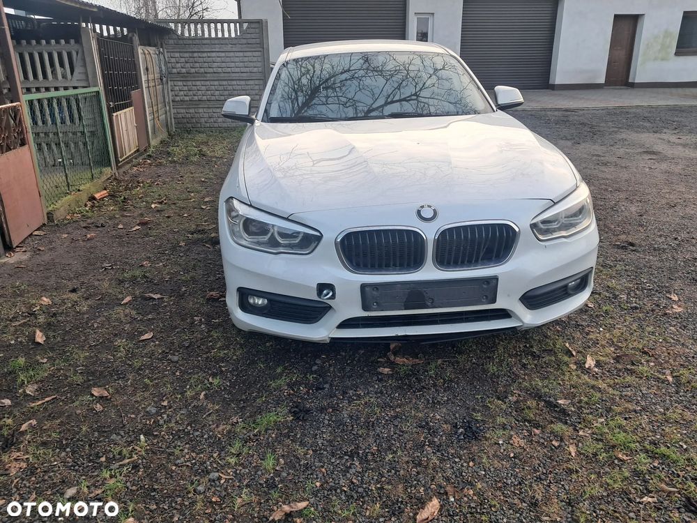 BMW Seria 1 116d - 6