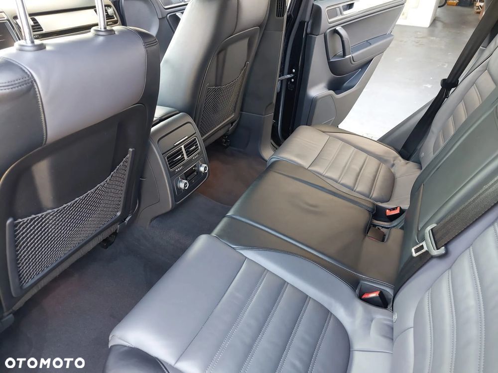 Volkswagen Touareg 3.0 V6 TDI BMT Perfectline R-Style - 20