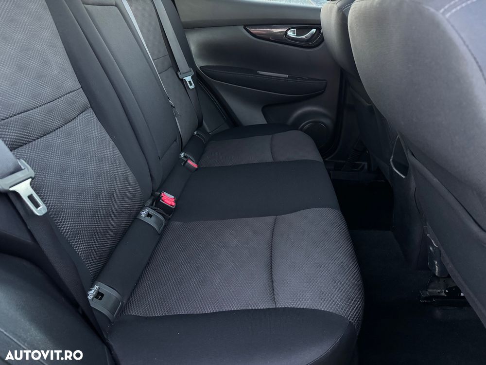 Nissan Qashqai 1.5 DCI TEKNA - 25