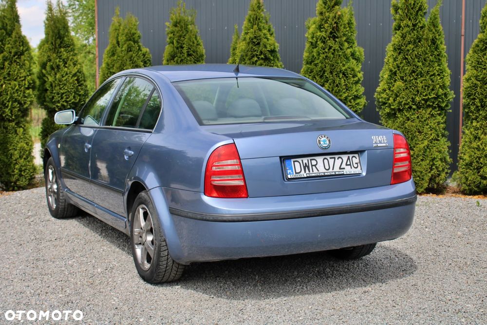 Skoda Superb 1.8T Comfort - 5