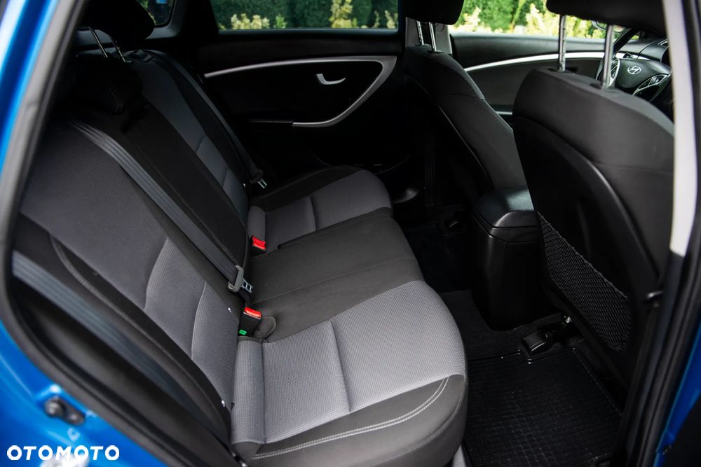 Hyundai i30 1.6 GDI Style - 35