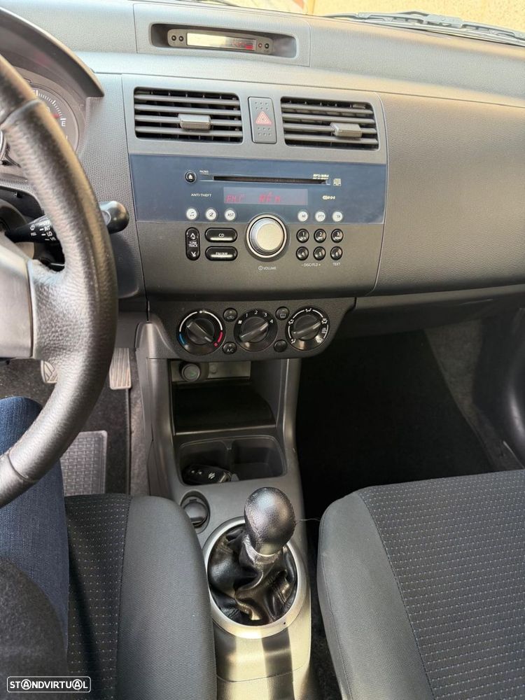Suzuki Swift 1.3 DDiS GL - 6