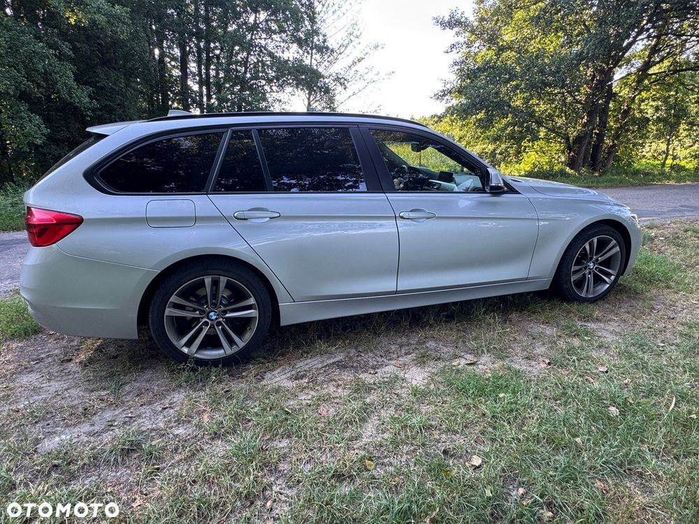 BMW Seria 3 318d - 5