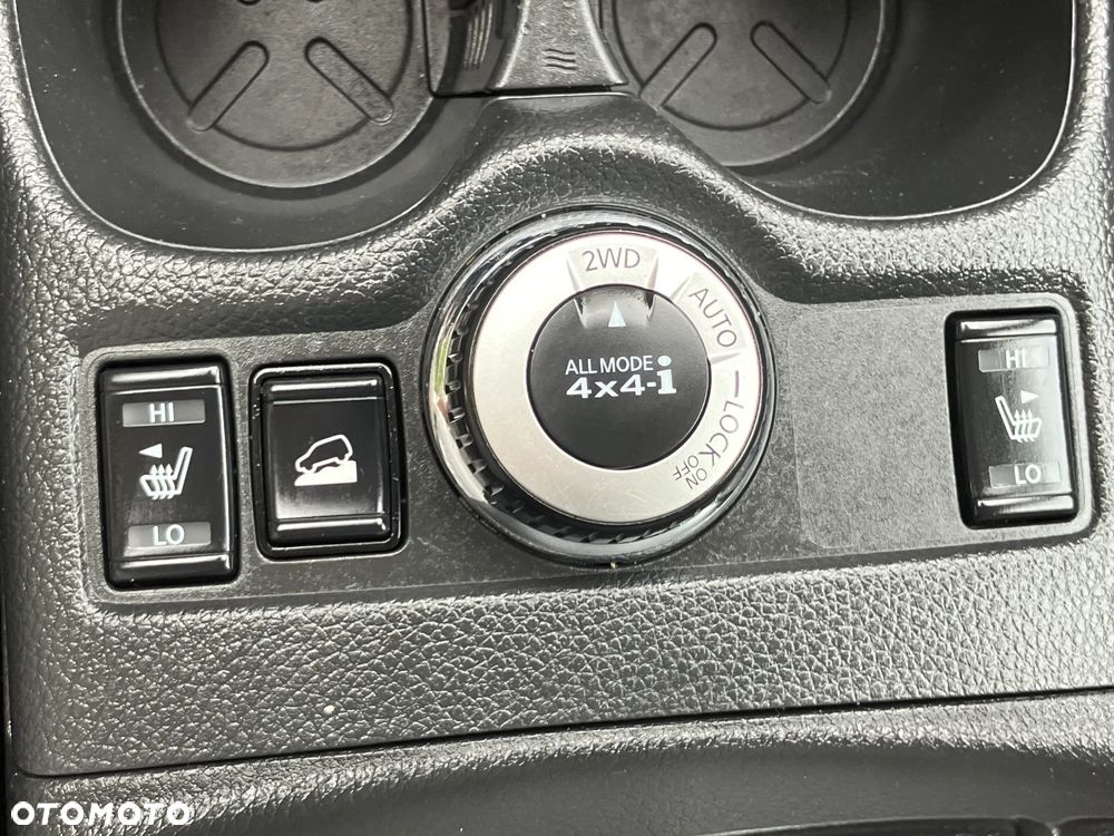 Nissan X-Trail 2.0 dCi Xtronic Acenta - 28