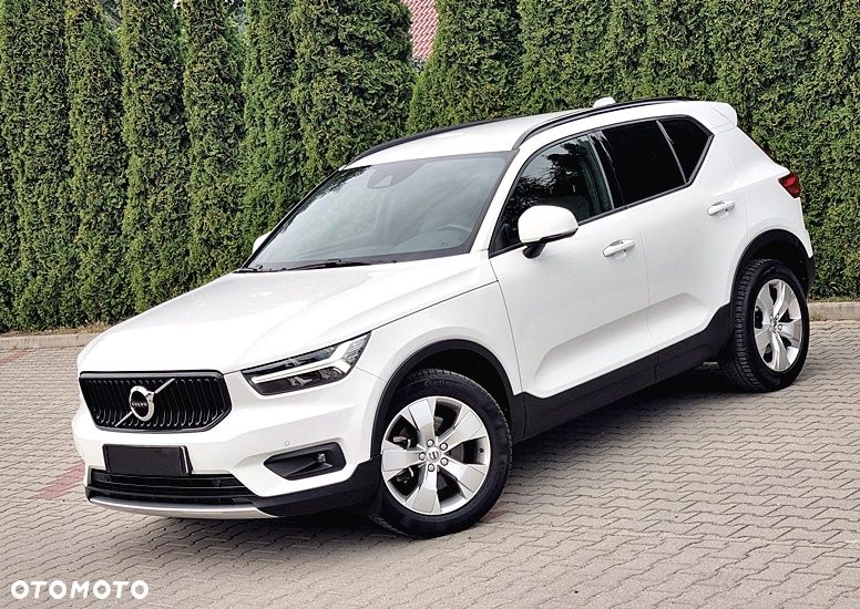 Volvo XC 40 B4 B DKG Ultimate Dark - 2