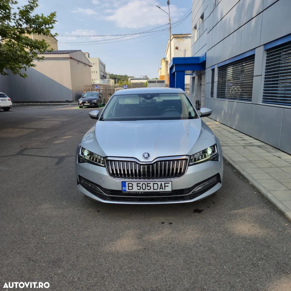 Skoda Superb 2.0 TDI 4X4 DSG Style - 1