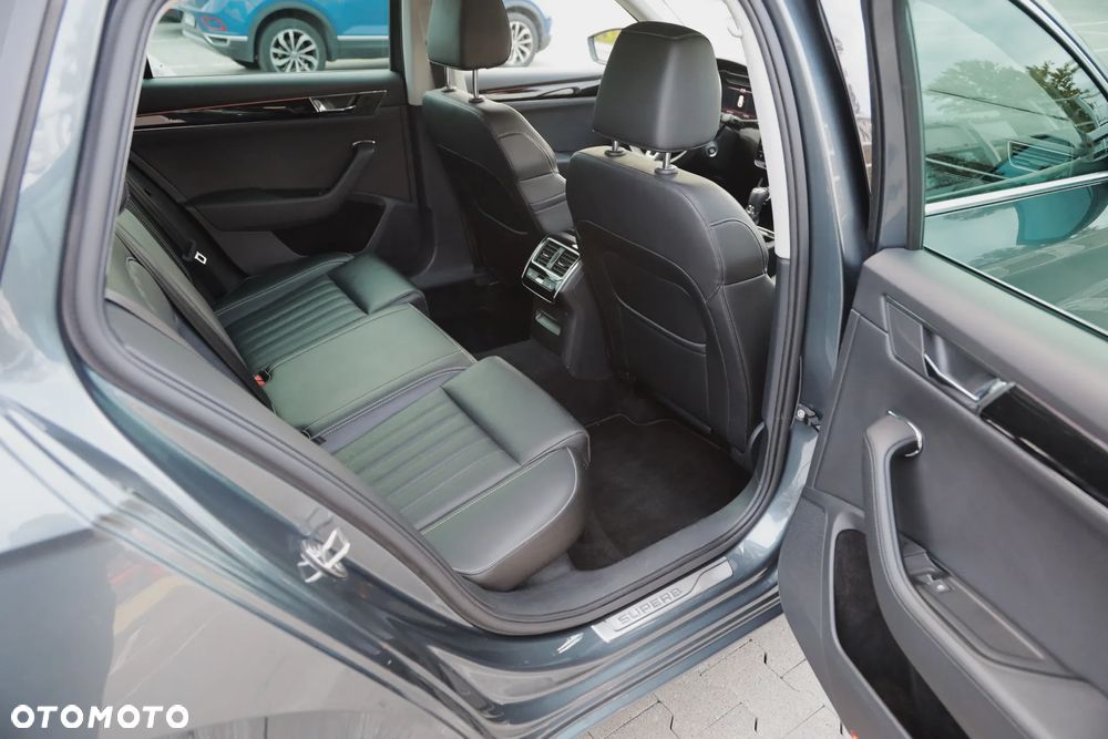 Skoda Superb 2.0 TDI SCR 4x4 L&K DSG - 28