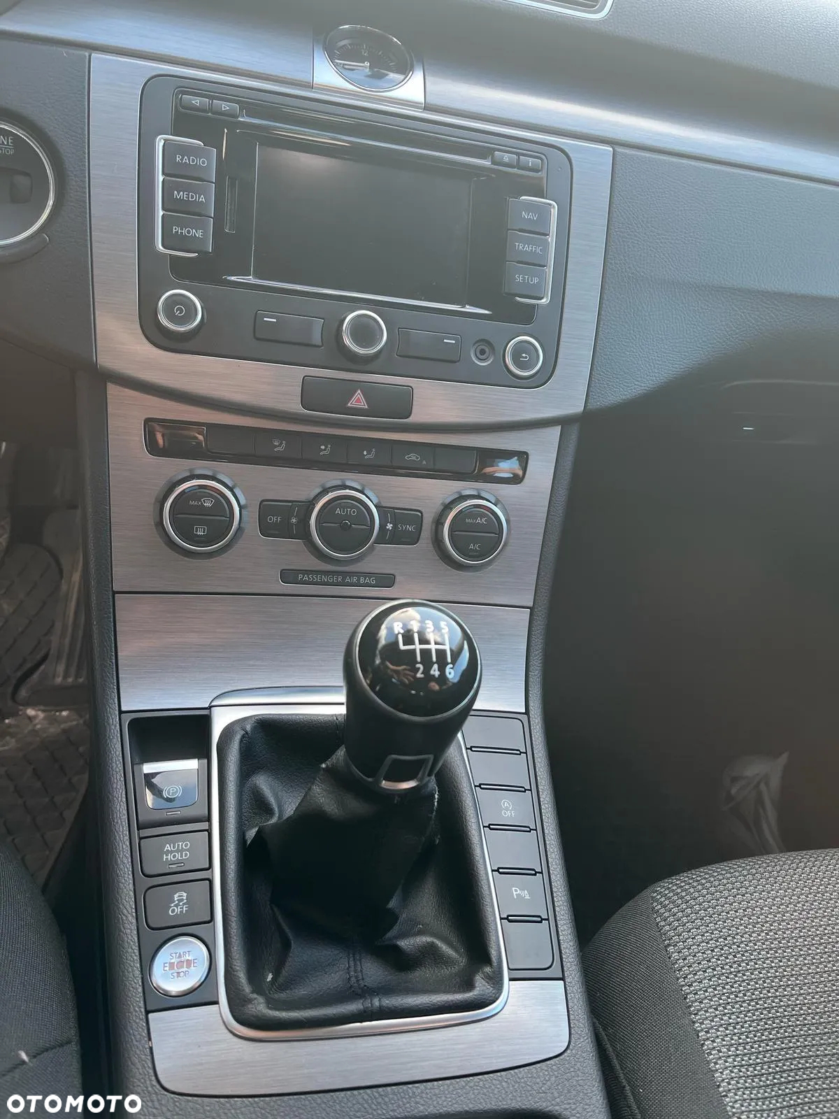 Volkswagen Passat 2.0 TDI Comfortline - 5