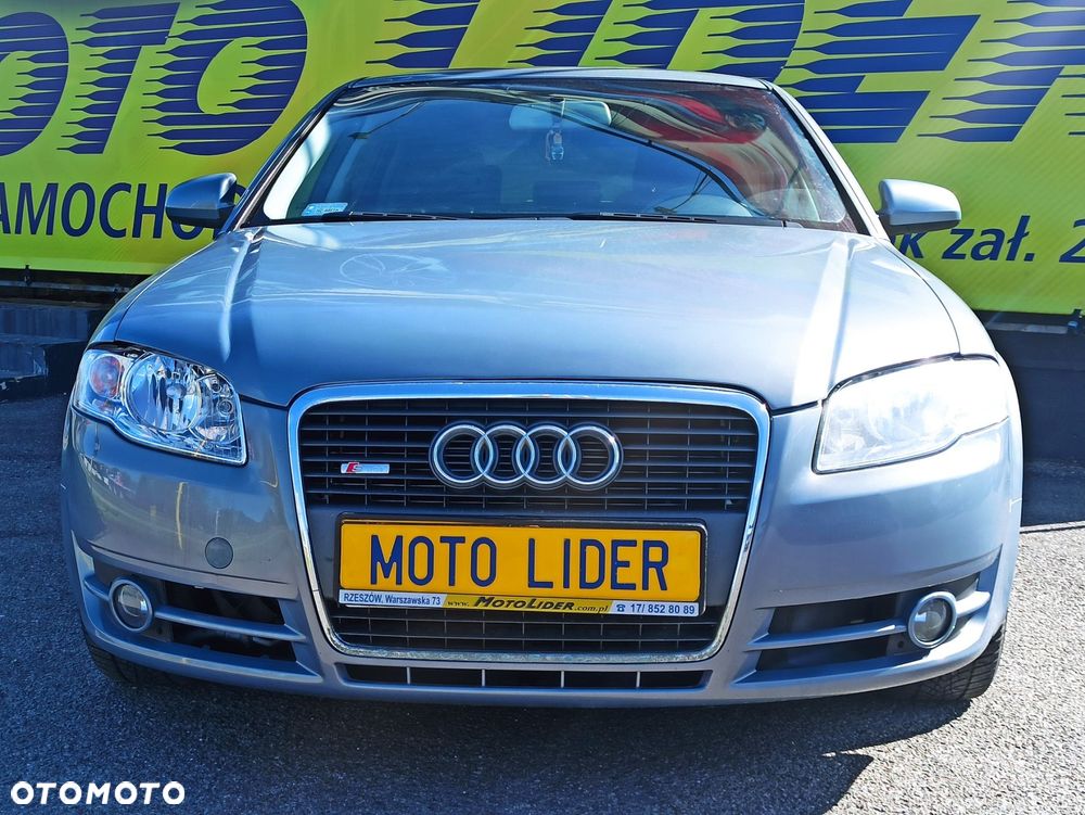 Audi A4 Limousine - 2