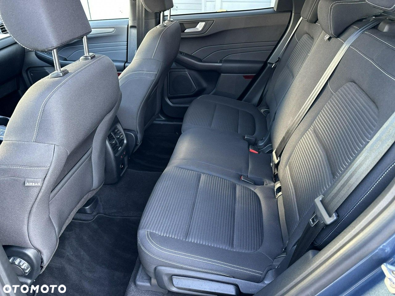 Ford Kuga - 27