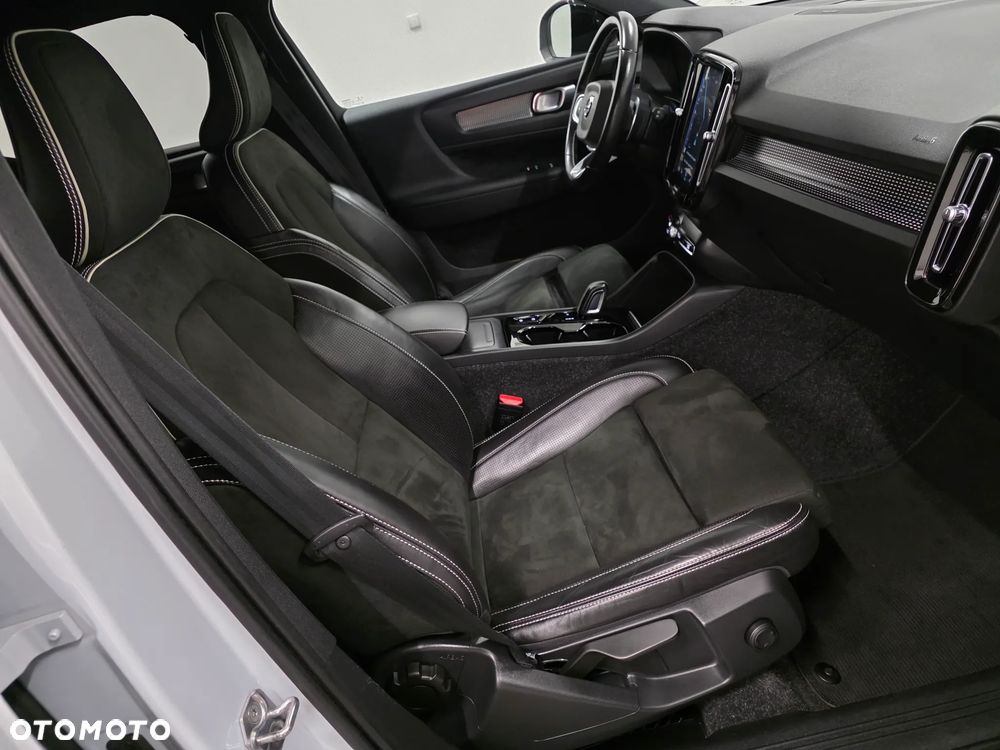 Volvo XC 40 D3 SCR R-Design - 16