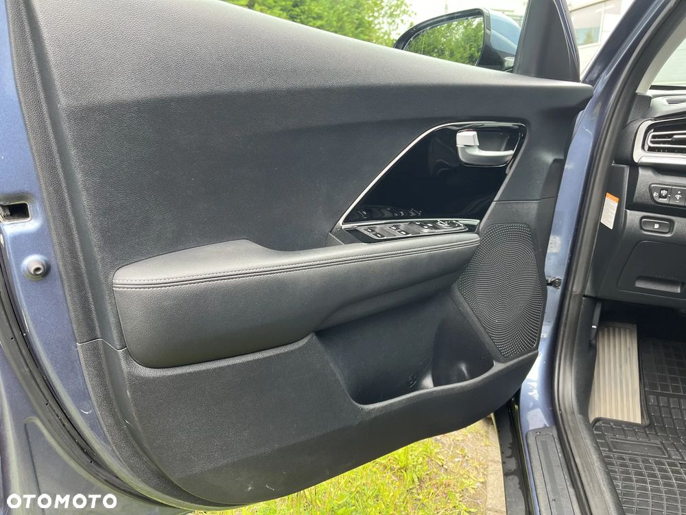 Kia Niro 1.6 GDI Hybrid L - 10
