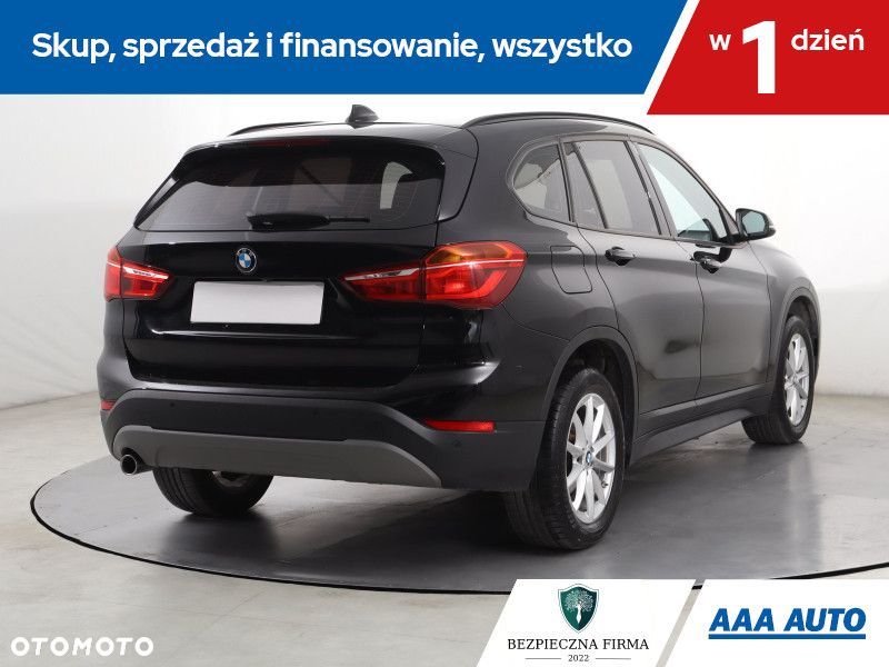 BMW X1 - 7