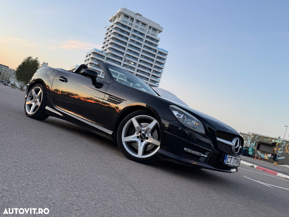 Mercedes-Benz SLK 250 (BlueEFFICIENCY) 7G-TRONIC - 5