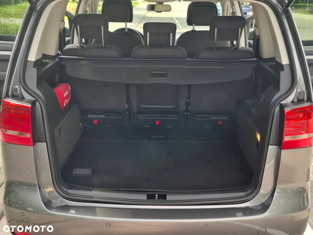 Volkswagen Touran 1.6 TDI DPF Life - 13
