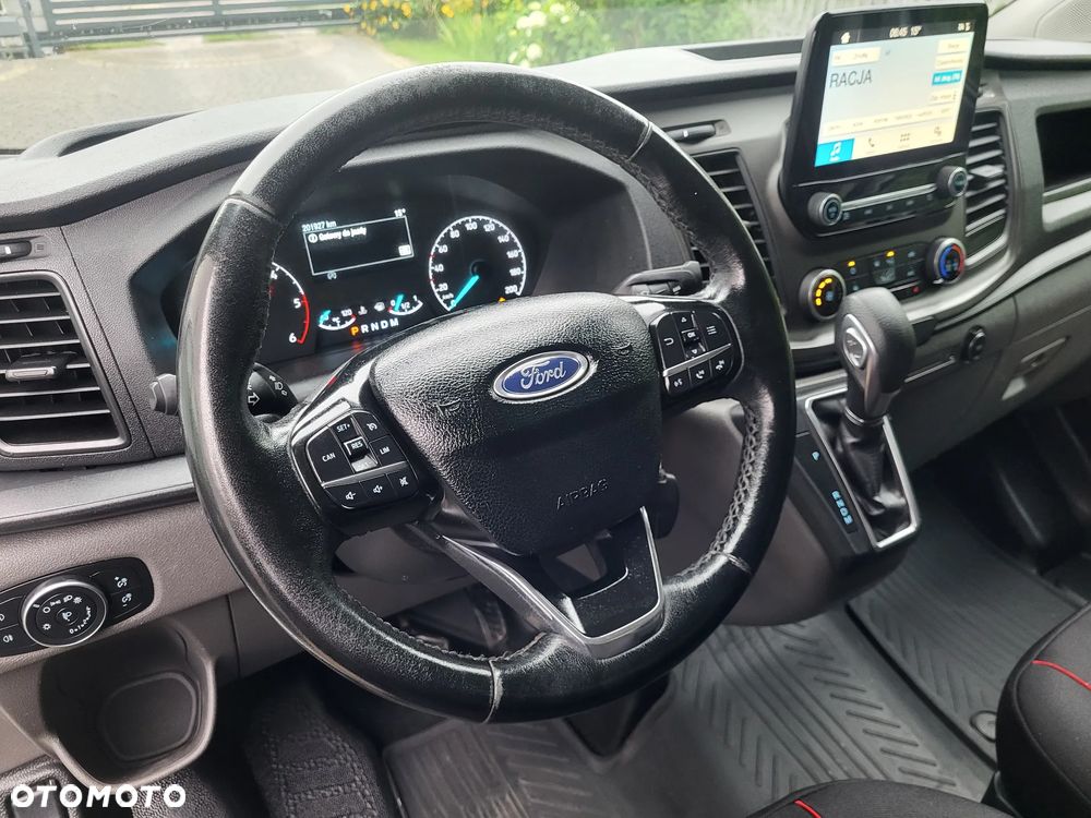 Ford Custom 320 - 6