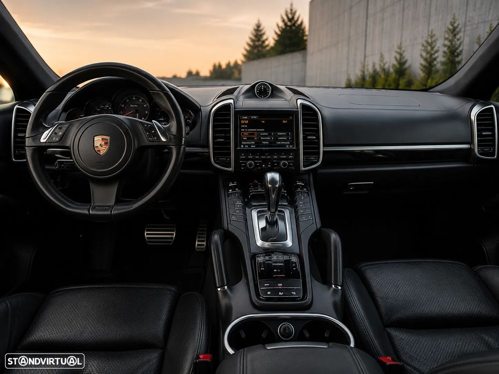 Porsche Cayenne Turbo Tiptronic S - 5