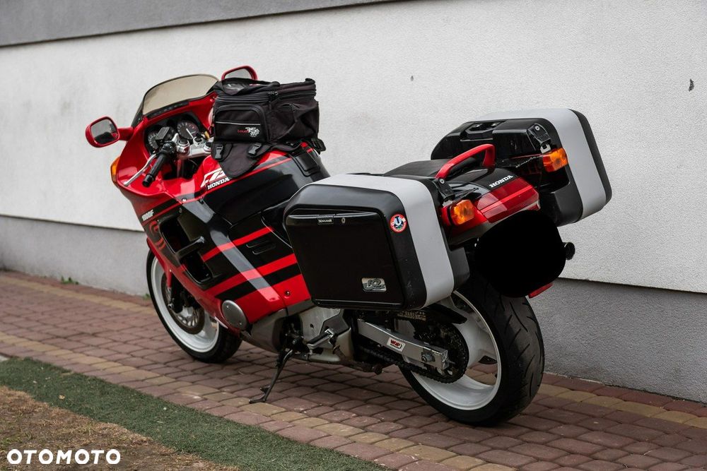 Honda CBR - 4