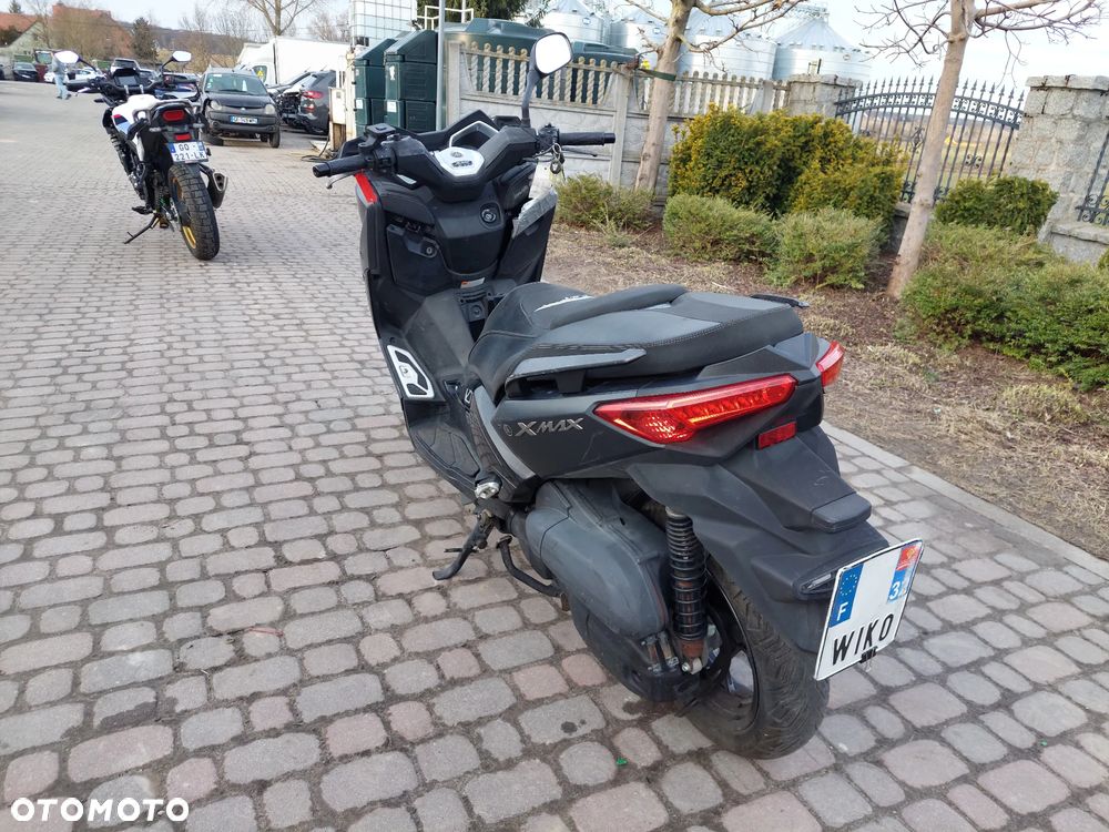 Yamaha X-max - 5