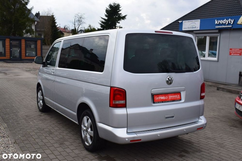 Volkswagen Caravelle - 7
