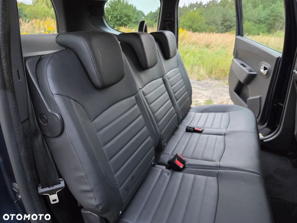 Dacia Lodgy 1.6 SCe Laureate S&S - 27