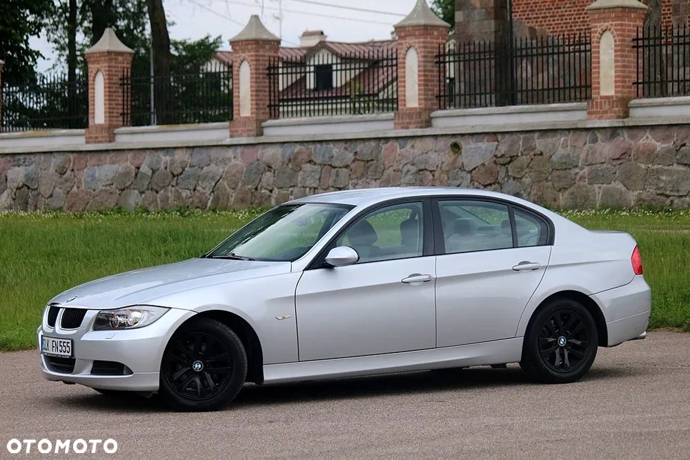 BMW Seria 3 318i Edition Exclusive - 6