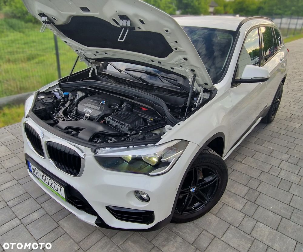BMW X1 xDrive18d Sport Line - 9