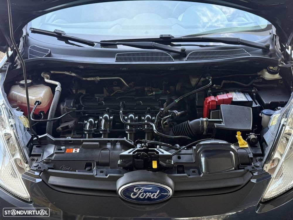 Ford Fiesta 1.25 Titanium - 36
