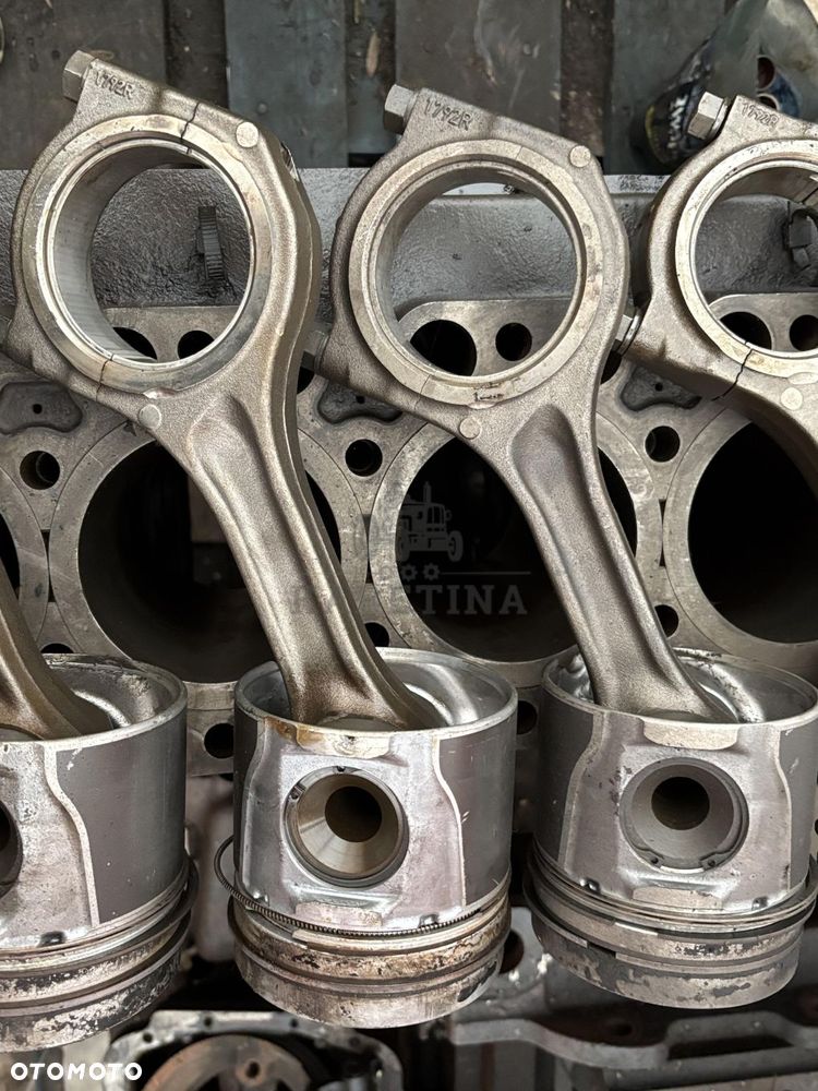 Deutz 04901791 Korbowód Korbowody 1792R - 2