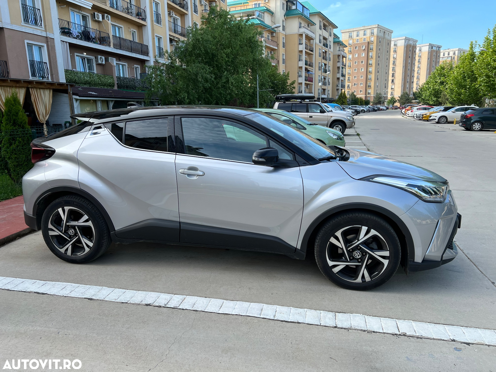 Toyota C-HR 2.0 HSD 184 CP 4x2 CVT Style - 13