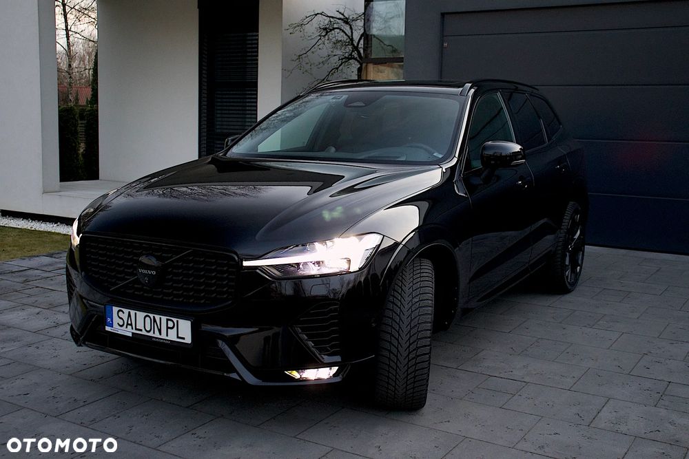 Volvo XC 60 B5 B AWD Ultra Black Edition - 3