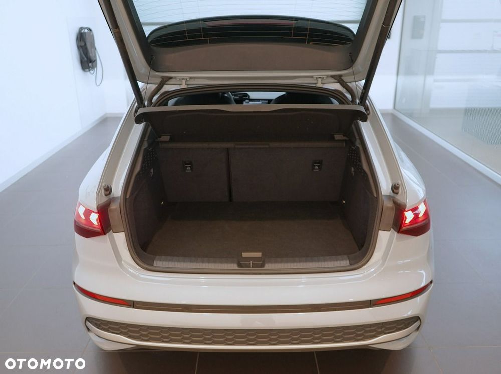 Audi A3 Sportback - 10