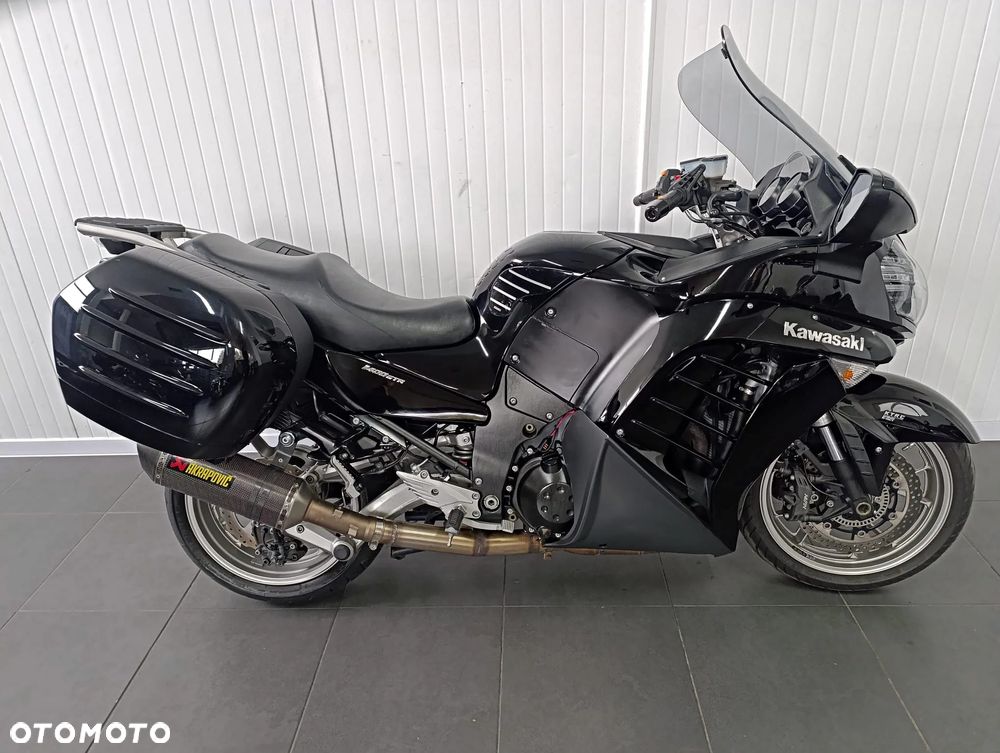 Kawasaki GTR - 2
