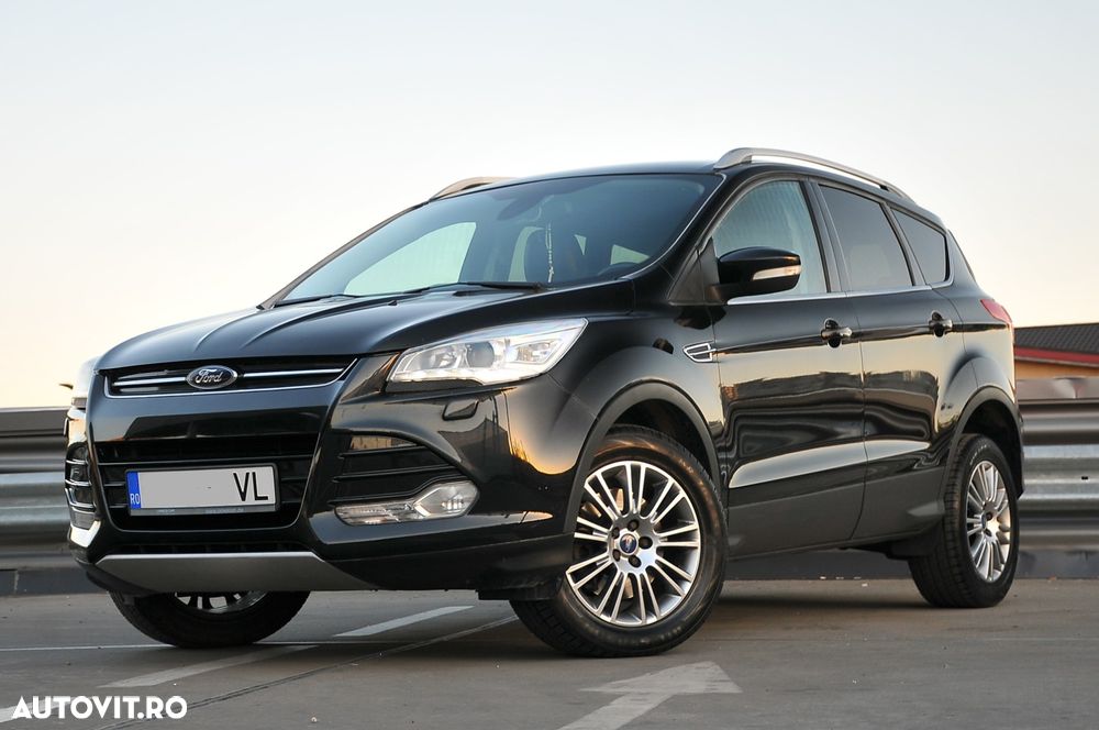 Ford Kuga 2.0 TDCi 4WD Powershift Titanium - 3