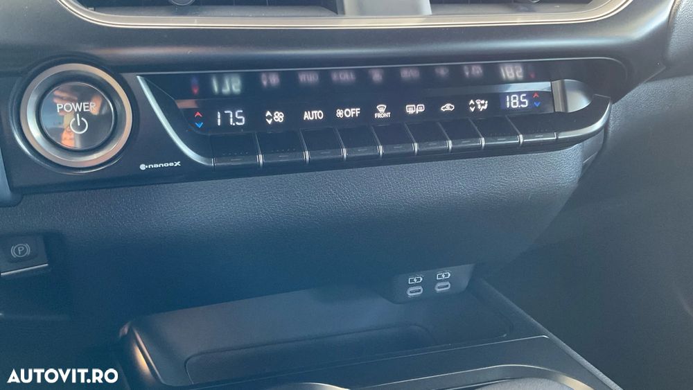 Lexus UX 250h Business Edition - 28