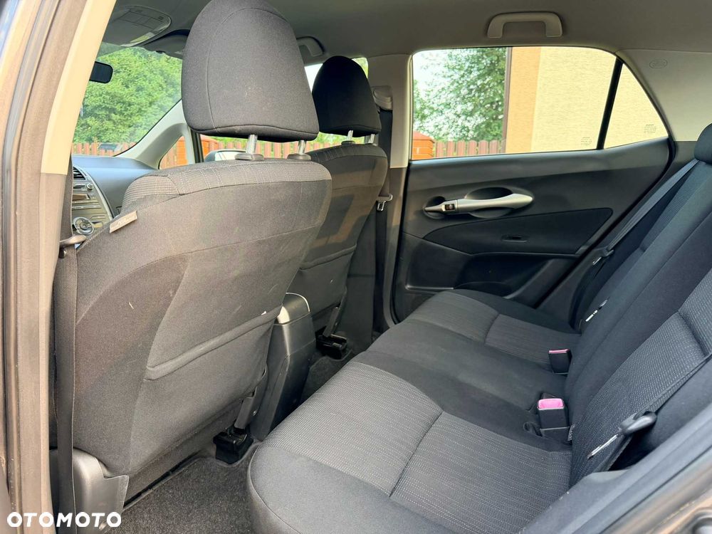 Toyota Auris - 5
