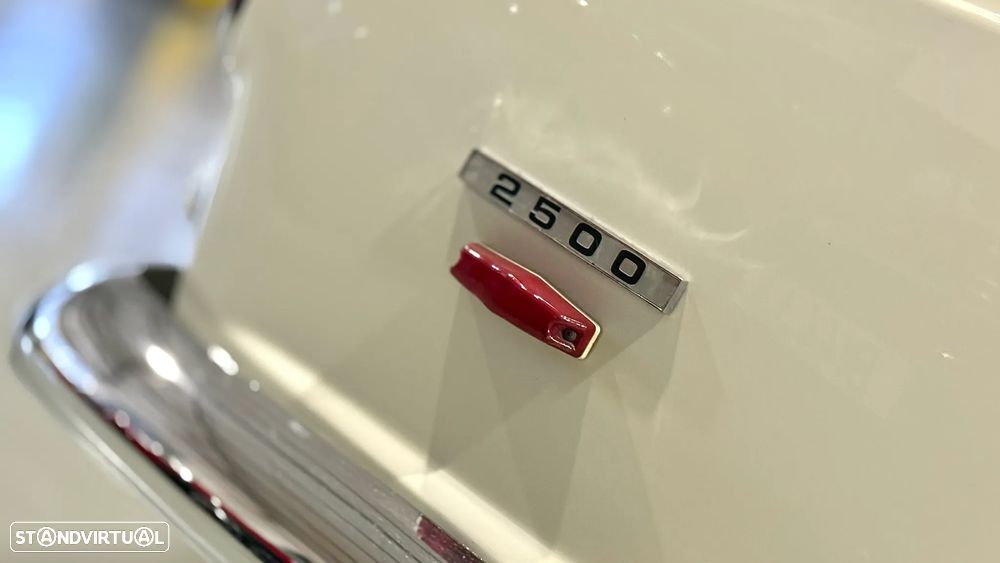 Triumph TR5 - 14